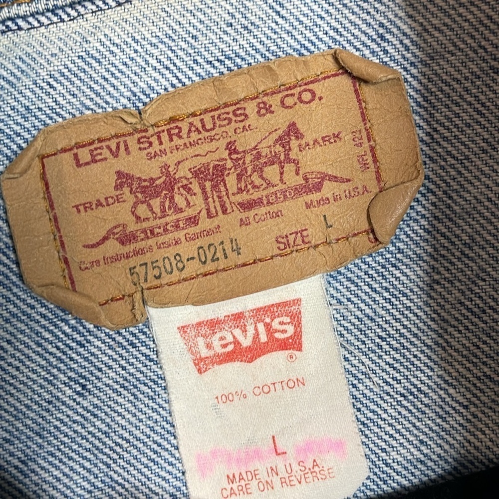 Levi's | Vintage Women’s Well Worn Classic Denim Jacket Size Large Made in USA - Picture 4 of 7